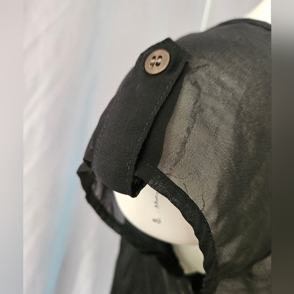 Sheer Pocket Cinched Top - Picture 3 of 9